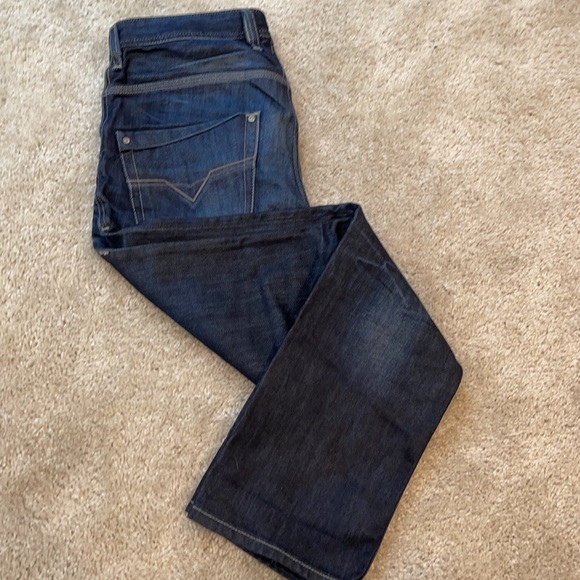 Diesel Jeans “Krooley Cut” - Picture 8 of 9
